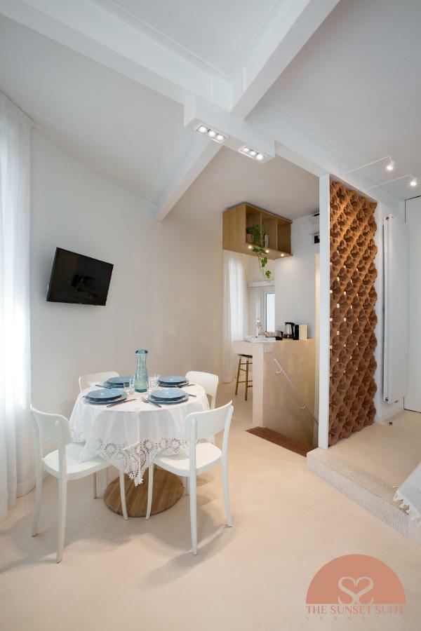 The Sunset Suite Βερνάτσα Εξωτερικό φωτογραφία